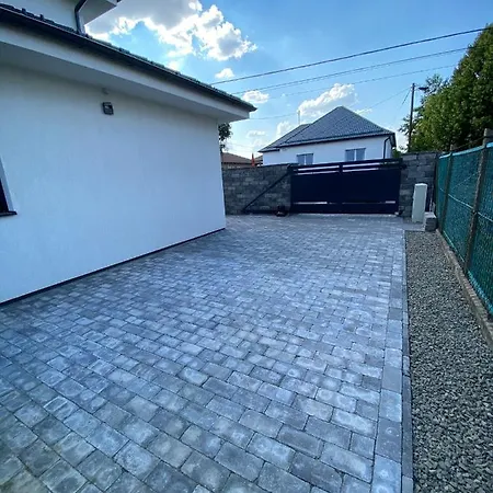 Twin House * Gyál