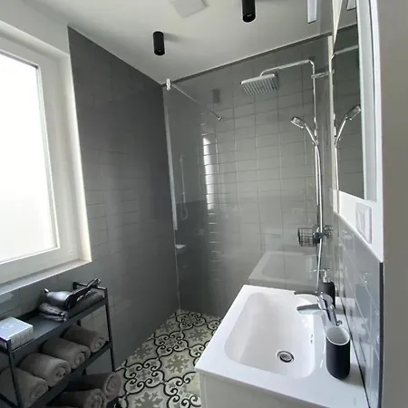 Lägenhet Twin House