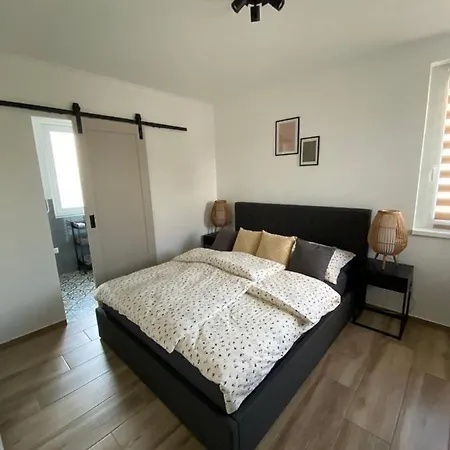 Lägenhet Twin House Gyál