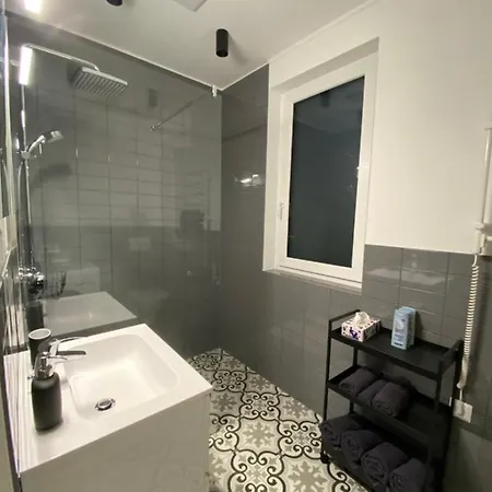 شقة Twin House