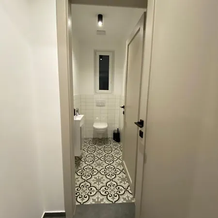 Twin House شقة