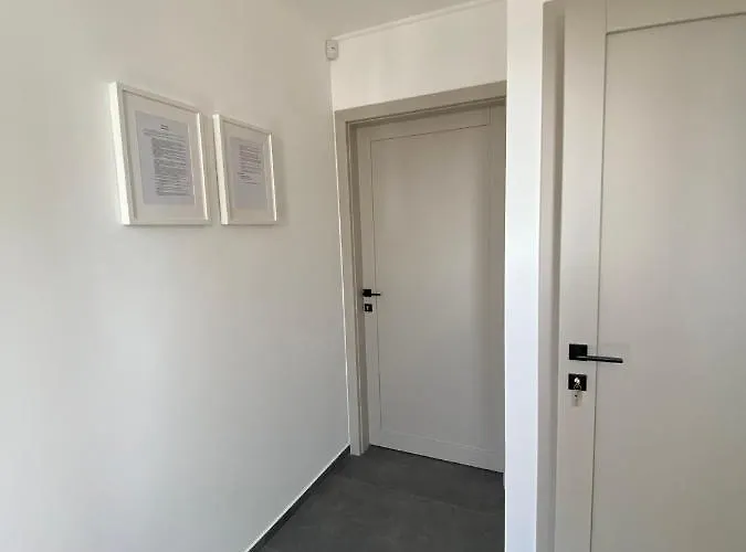 Twin House شقة Gyál