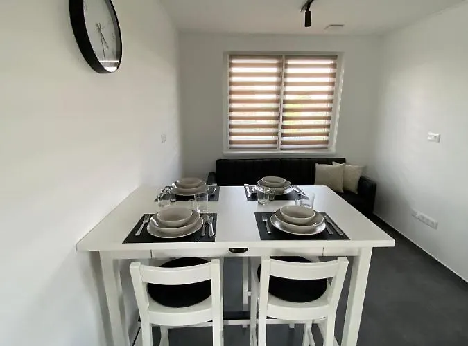Twin House شقة