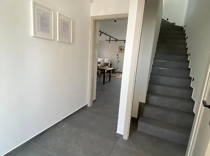 Twin House 公寓