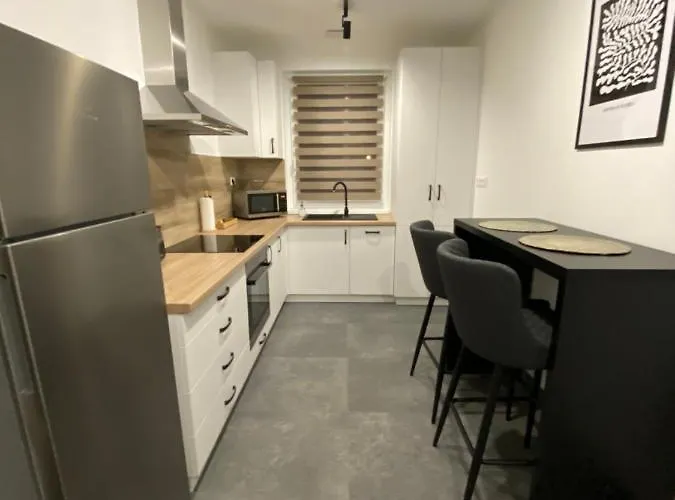 شقة Twin House Gyál